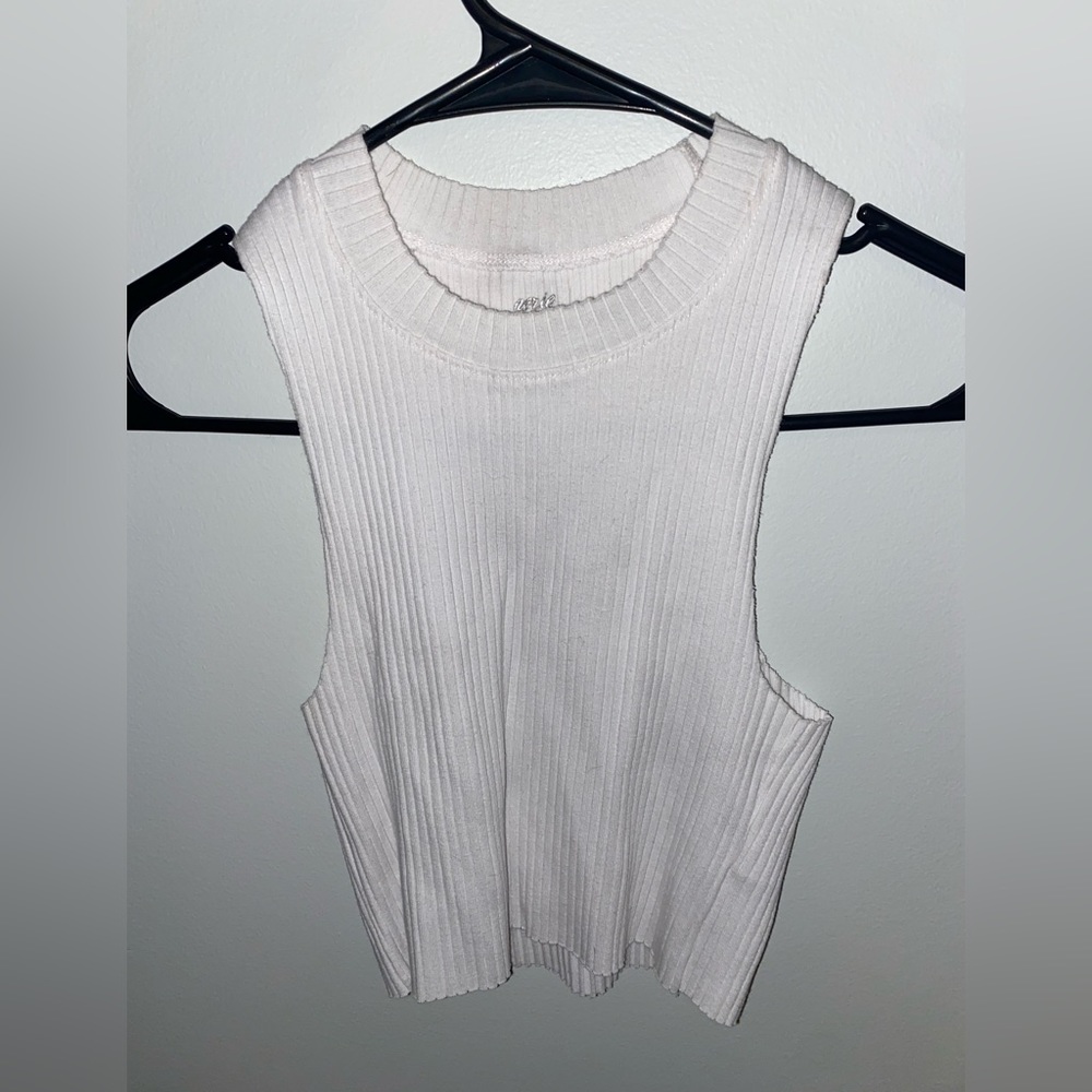 Aerie high neck basic sleeveless top